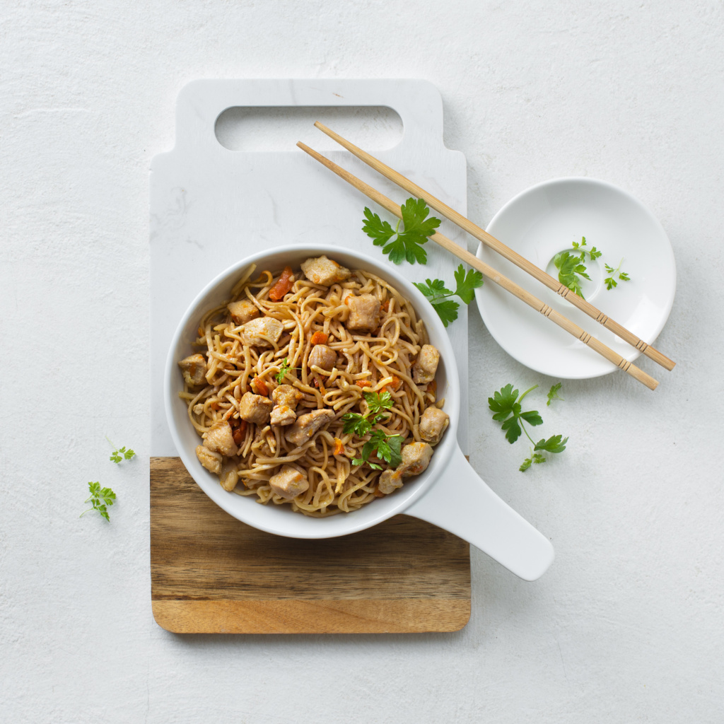 Teriyaki kana-nuudliroog