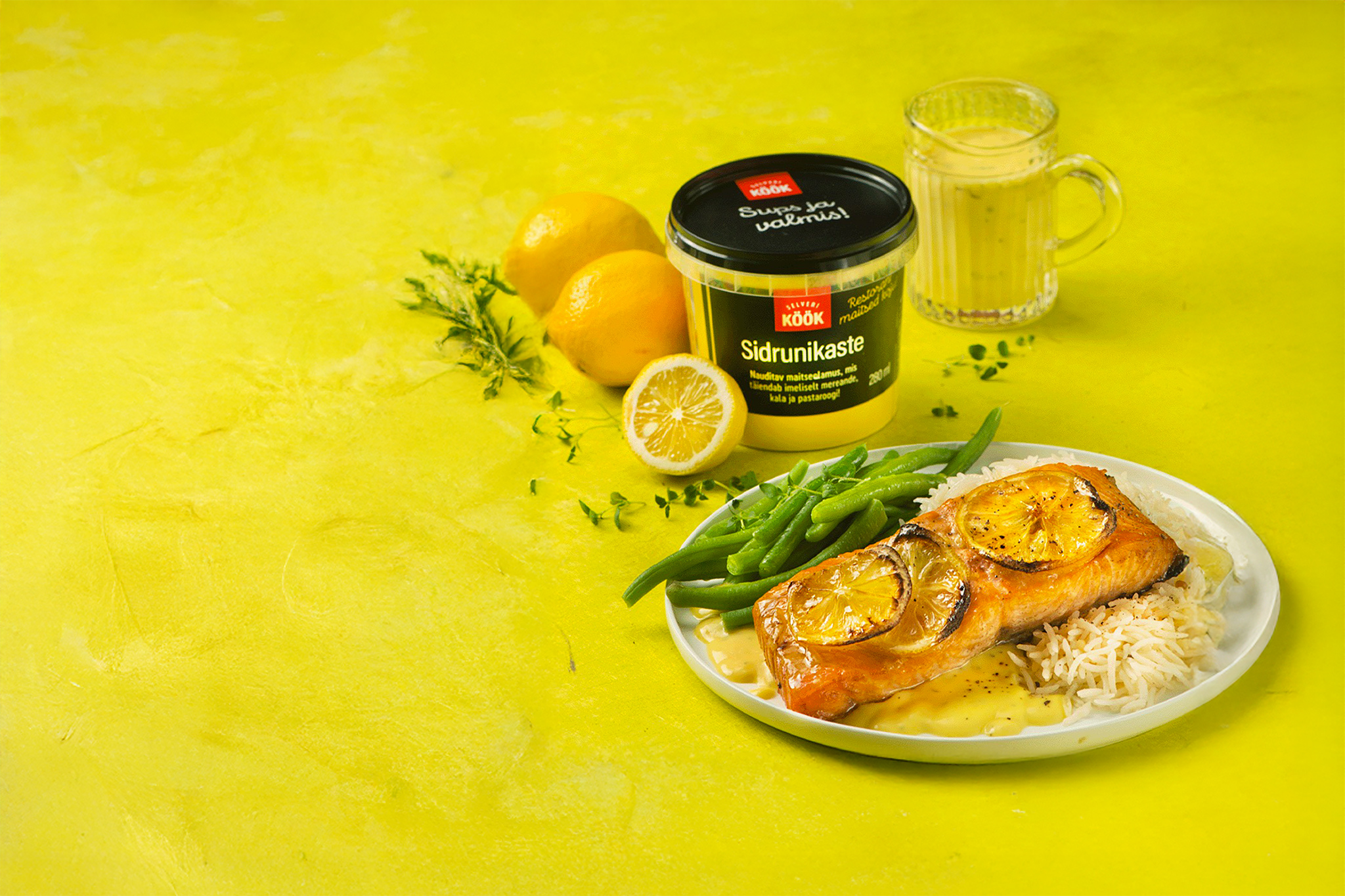 Selveri Köögi sidrunikaste on värskete sidruninootidega ja mõnusalt koorene maitsetega lustija. Loob püsisuhte mereandide ja kalaga, kuid flirdib lahkelt ka pas